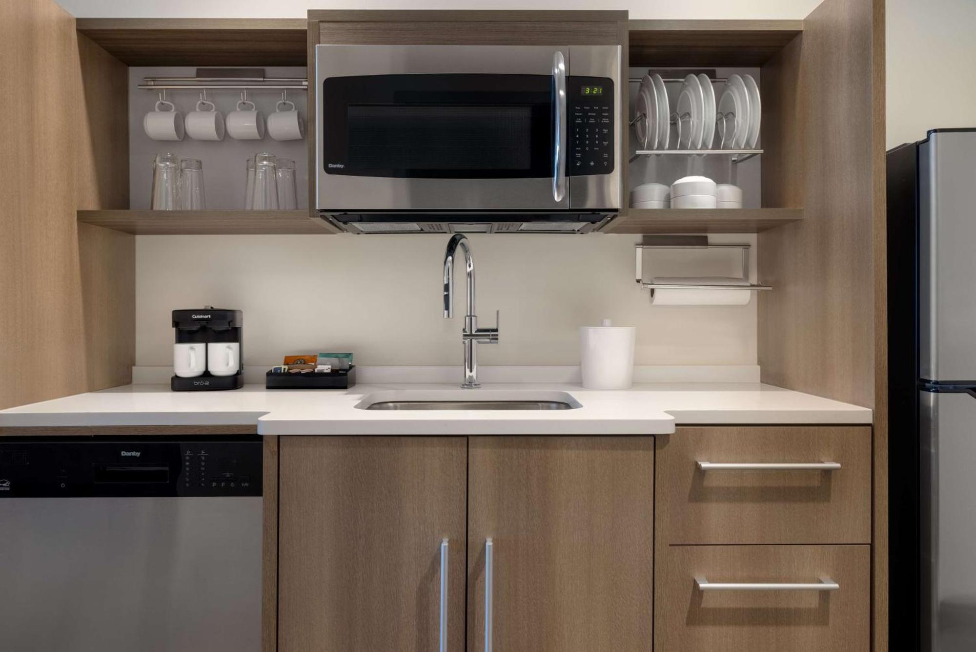Home2 Suites By Hilton Bristol Extérieur photo