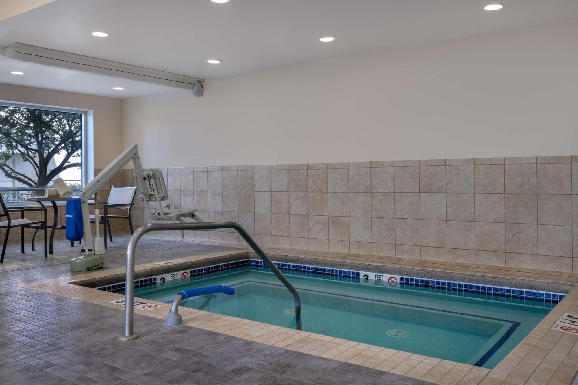 Home2 Suites By Hilton Bristol Extérieur photo