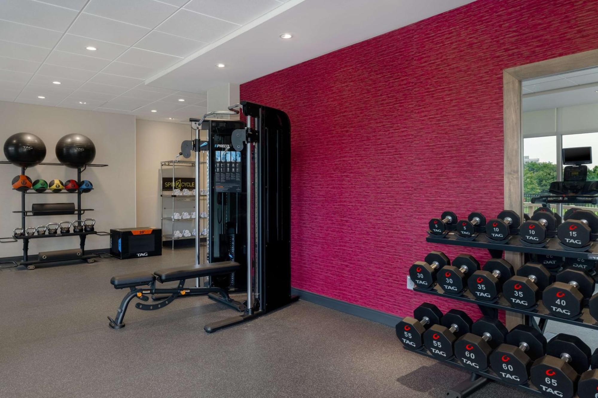 Home2 Suites By Hilton Bristol Extérieur photo